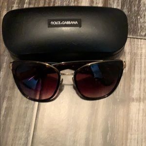 Brown d&g sunglasses